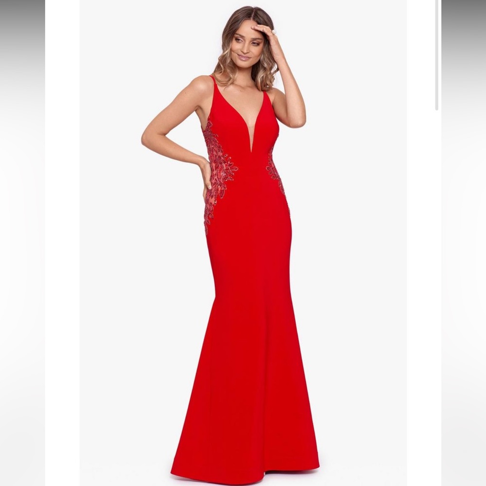 XSCAPE - JERSEY GOWN BEADED